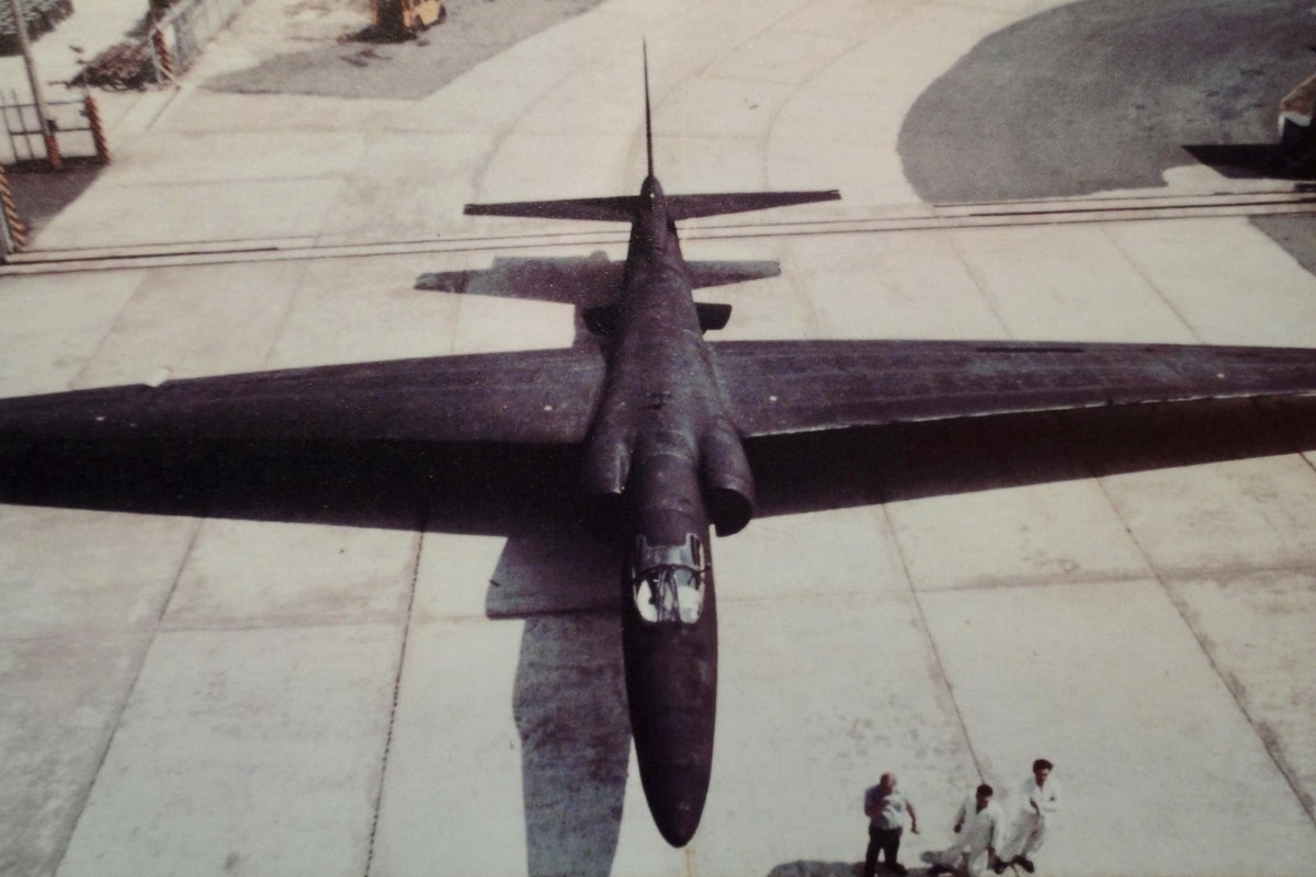 【軍事史研究】駕駛U-2偵察機飛在7萬呎上的高空勇者：空軍第35中隊黑貓中隊的故事，快刀計劃與台海秘辛 5958 @貓大爺