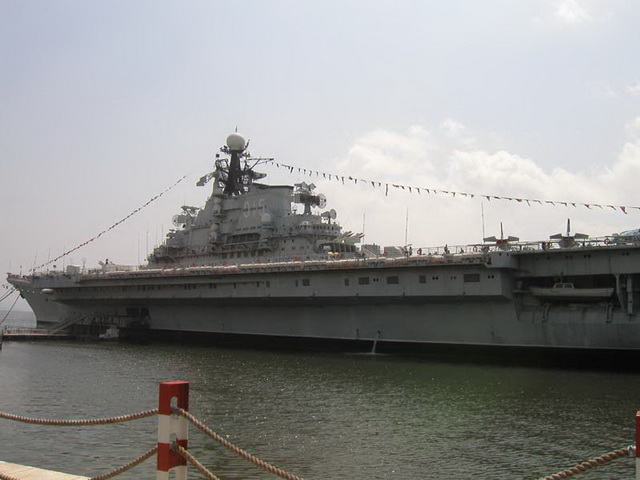 【國際軍事旅遊】明斯克號航母世界 Minsk：四萬噸俄國航艦變身博物館 589 @貓大爺