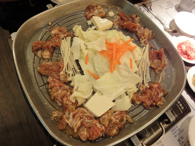 【高雄苓雅美食】首爾韓國食堂：高雄的排隊韓國料理店 722 @貓大爺