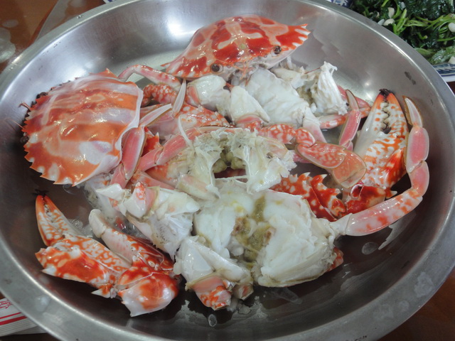 【新北石門美食】英芳飯店：石門海邊的萬里蟹與本港海鮮 760 @貓大爺