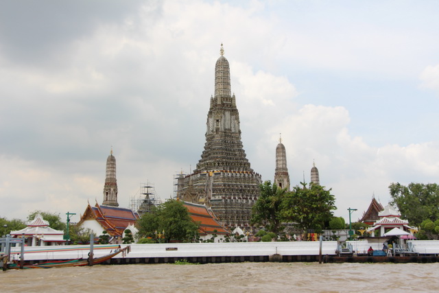 【泰國曼谷旅遊】黎明寺 (鄭王廟) Wat Arun：曼谷必遊，建築雄偉雕工精細的泰國古蹟 2050 @貓大爺
