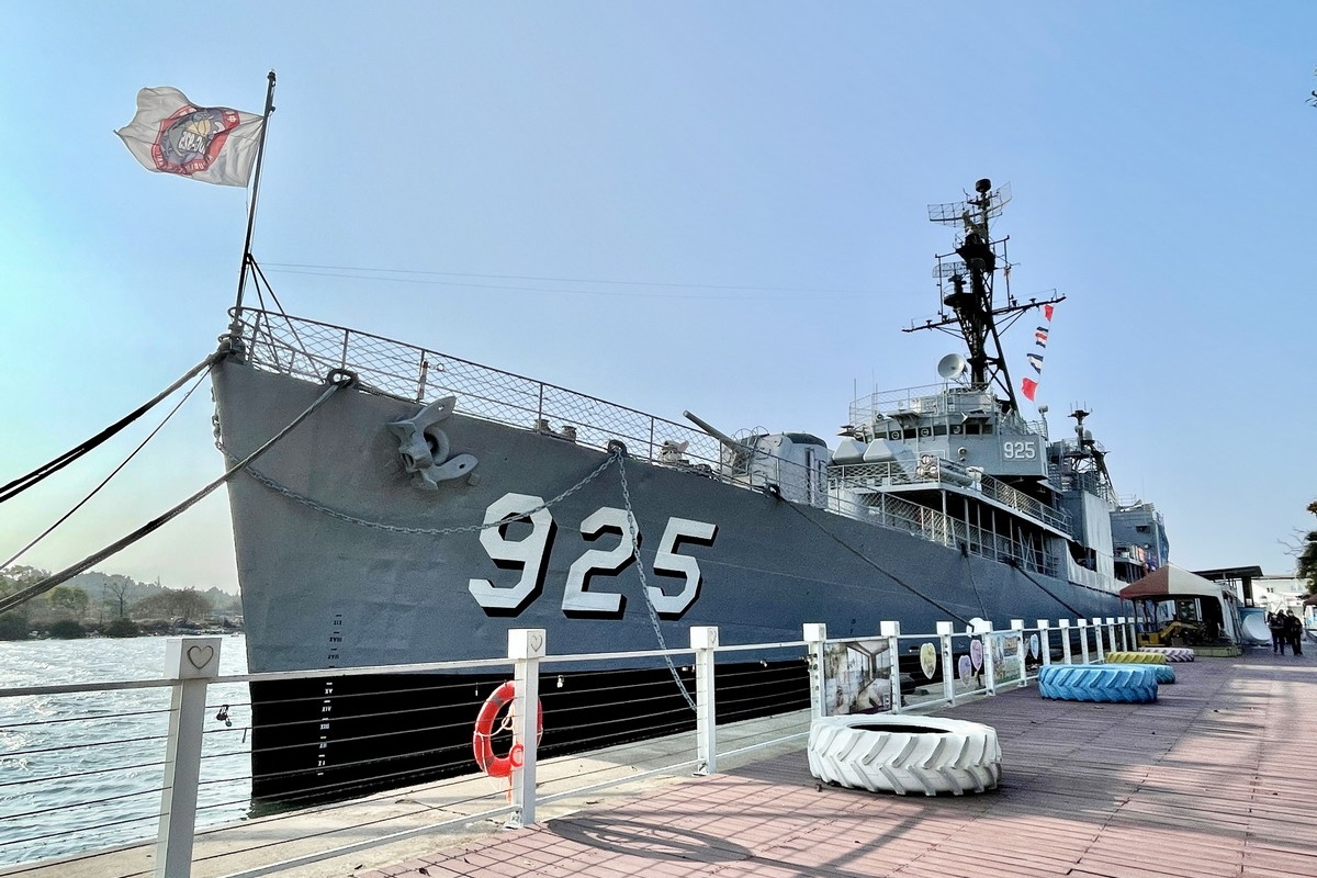 今日熱門文章：【台南旅遊】安平定情碼頭海軍德陽艦園區 DDG-925：服役60年老驅逐艦成為博物館 4868