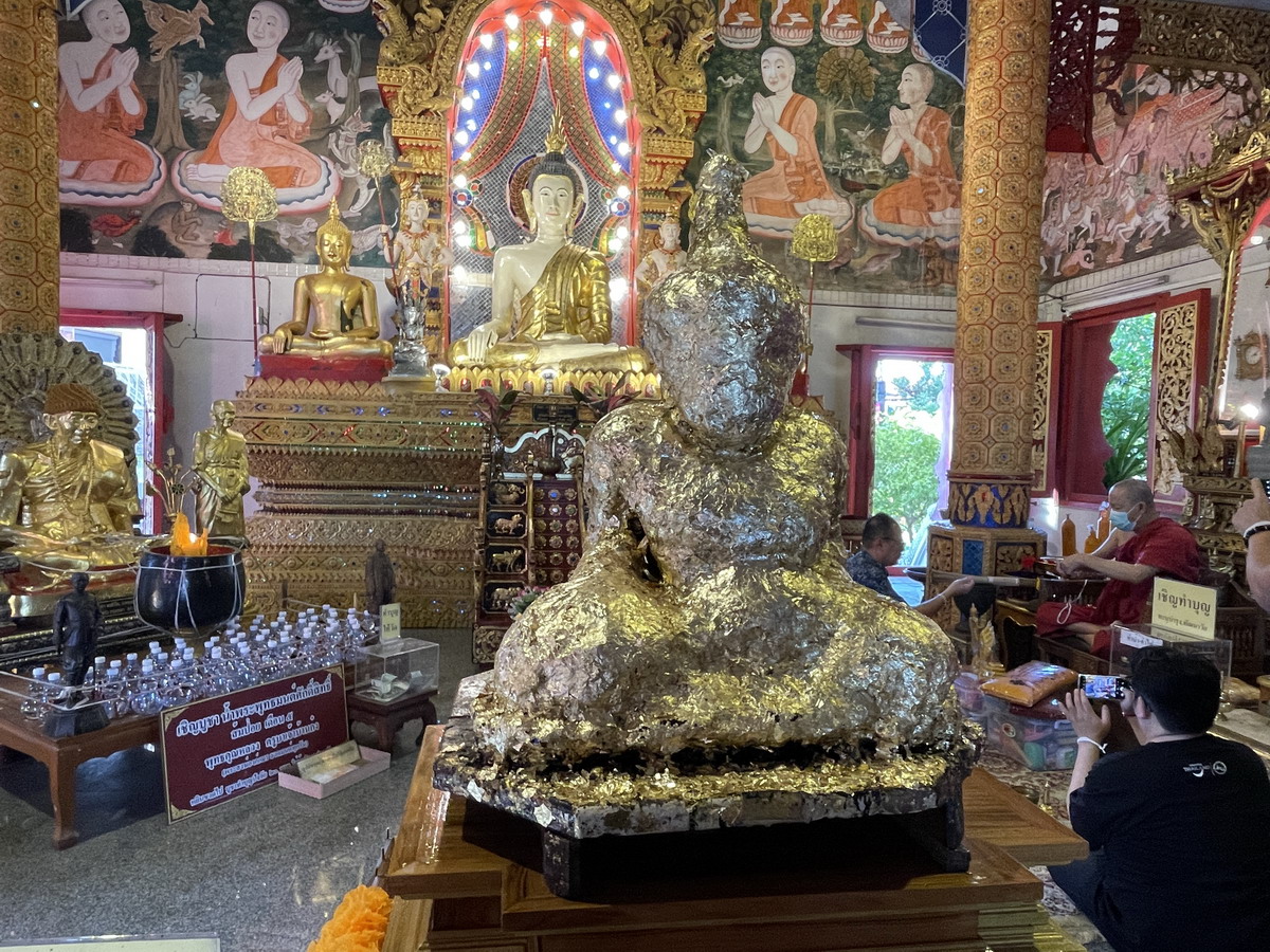 【泰國難府旅遊】這是寺廟嗎？也太浮誇了吧？難府孟功網美廟 Wat Sri Mongkol：1852年興建古寺廟，整座廟都是拍照樂園！5377