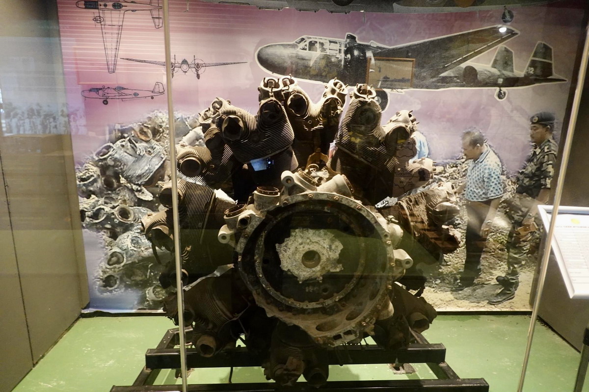【馬來西亞旅遊】波德申陸軍博物館 Army Museum Port Dickson：大量陸軍退役裝甲車與空軍飛機展示，大紅花度假村附近景點，軍宅樂園 5649